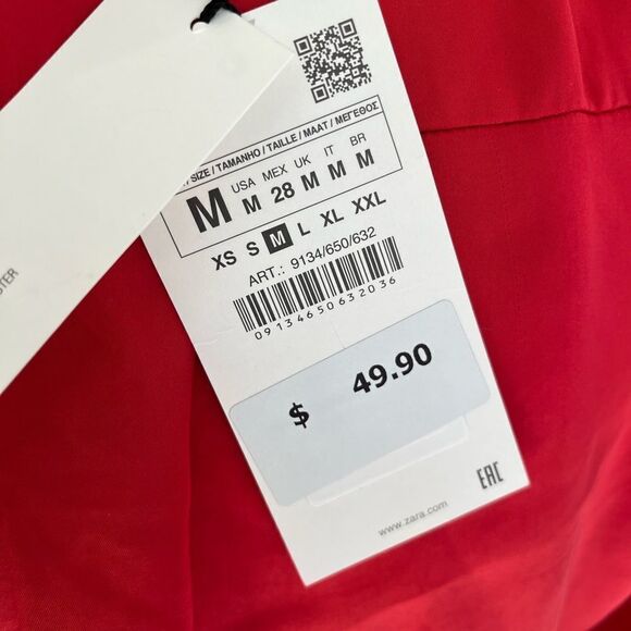 New with tags ZARA RED NEW SATIN EFFECT WRAP DRESS SHORT BRIGHT
RED size M - Picture 10 of 11